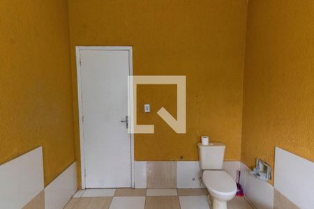 Casa à venda com 590m², 6 quartos e 5 vagasBanheiro Social 1