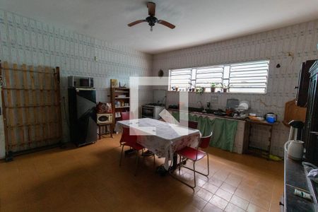 Casa à venda com 590m², 6 quartos e 5 vagasCozinha 2