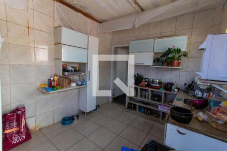 Casa à venda com 590m², 6 quartos e 5 vagasCozinha 1