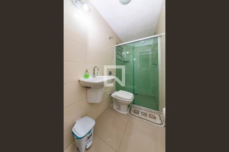 Casa à venda com 180m², 3 quartos e 4 vagas Casa à venda com 180m², 3 quartos e 4 vagasBanheiro Social 2