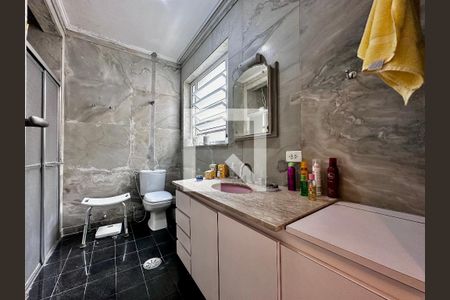 Casa para alugar com 240m², 3 quartos e 4 vagas Casa para alugar com 240m², 3 quartos e 4 vagasBanheiro