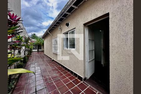 Casa para alugar com 240m², 3 quartos e 4 vagas Casa para alugar com 240m², 3 quartos e 4 vagasQuintal