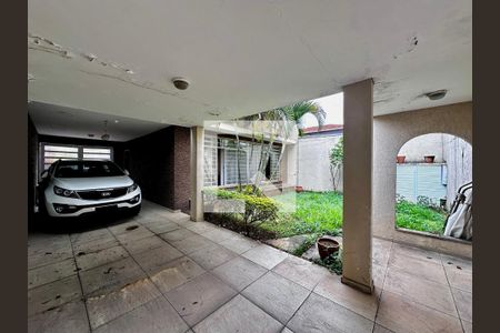 Casa para alugar com 240m², 3 quartos e 4 vagas Casa para alugar com 240m², 3 quartos e 4 vagasGaragem