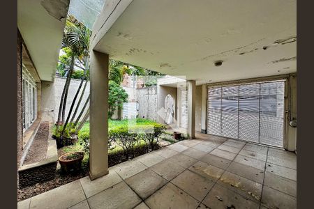 Casa para alugar com 240m², 3 quartos e 4 vagas Casa para alugar com 240m², 3 quartos e 4 vagasGaragem