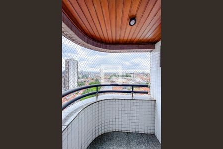 Apartamento à venda com 106m², 3 quartos e 2 vagasVaranda da Suíte