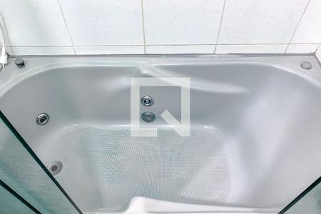 Apartamento à venda com 106m², 3 quartos e 2 vagasBanheiro da Suíte
