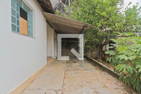 Casa à venda com 400m², 4 quartos e 4 vagasEdícula - área de serviço