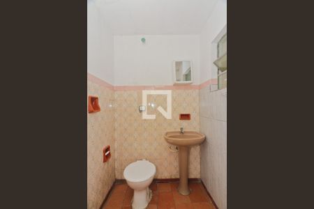 Casa à venda com 400m², 4 quartos e 4 vagasEdícula - banheiro