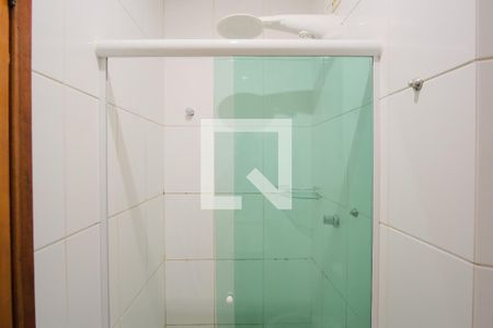 Casa à venda com 120m², 2 quartos e 2 vagasBanheiro da Suíte 2