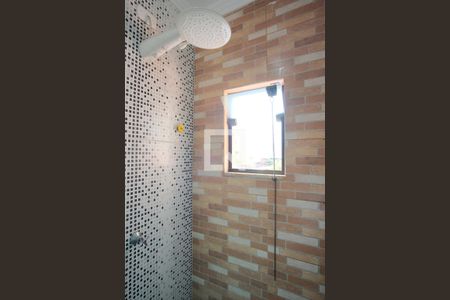 Casa à venda com 120m², 2 quartos e 2 vagasBanheiro