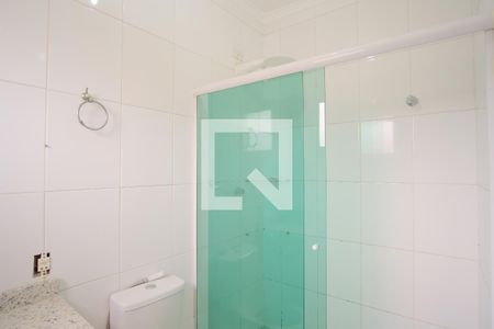 Casa à venda com 120m², 2 quartos e 2 vagasBanheiro da Suíte 1