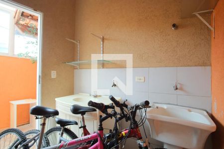 Casa à venda com 120m², 2 quartos e 2 vagasÁrea de Serviço