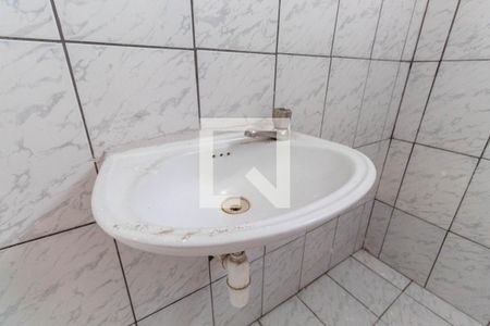 Casa para alugar com 42m², 1 quarto e sem vagaBanheiro