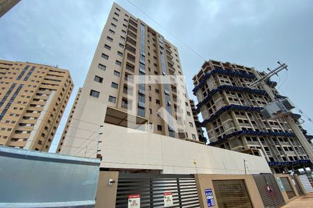 Apartamento para alugar com 70m², 3 quartos e 1 vagaFachada