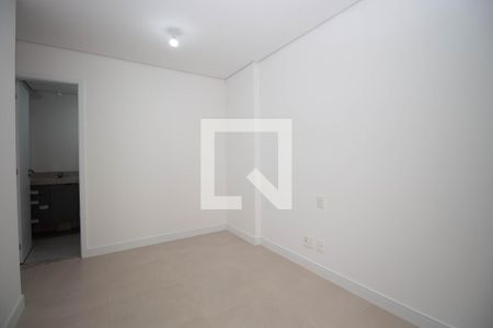 Apartamento para alugar com 70m², 3 quartos e 1 vagaSuíte
