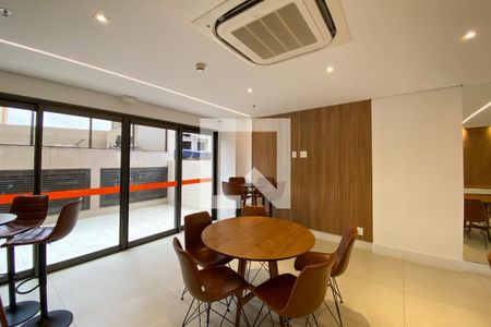 Apartamento para alugar com 70m², 3 quartos e 1 vagaÁrea comum - Salão de festas