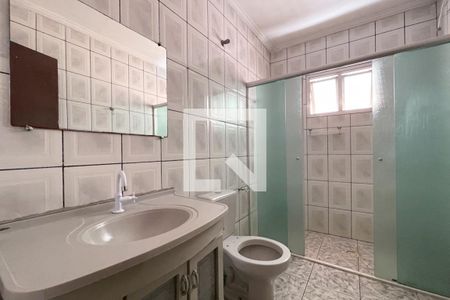 Casa para alugar com 135m², 3 quartos e 2 vagas Casa para alugar com 135m², 3 quartos e 2 vagasBanheiro Social