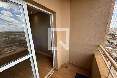 Apartamento para alugar com 67m², 2 quartos e 1 vagaSacada