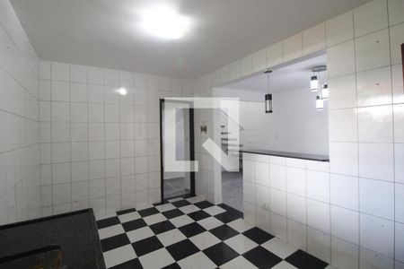 Casa para alugar com 240m², 3 quartos e 2 vagasCozinha