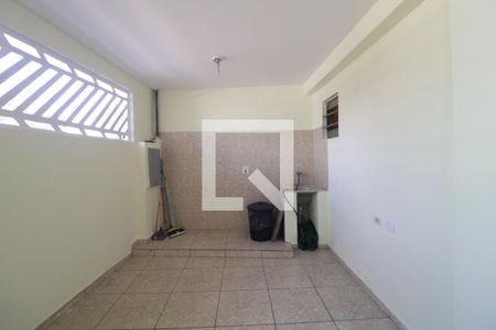 Casa para alugar com 240m², 3 quartos e 2 vagasÁrea de Serviço