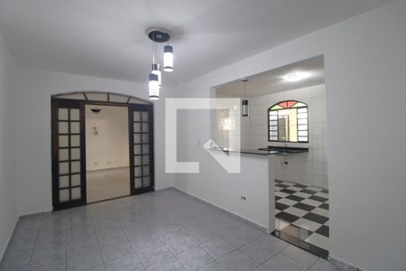 Casa para alugar com 240m², 3 quartos e 2 vagasCozinha