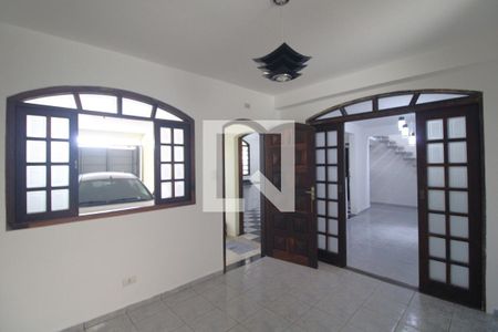 Sala de casa para alugar com 3 quartos, 240m² em Vila Baby, São Paulo