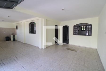 Casa para alugar com 240m², 3 quartos e 2 vagasÁrea comum