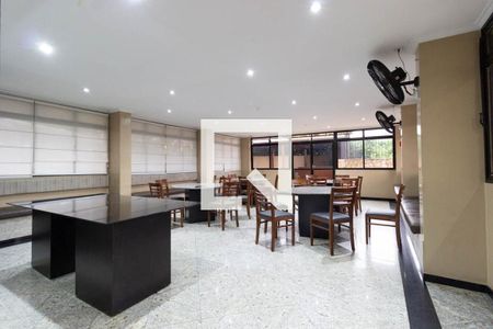 Apartamento à venda com 80m², 3 quartos e 1 vaga Apartamento à venda com 80m², 3 quartos e 1 vagaÁrea comum - Salão de festas