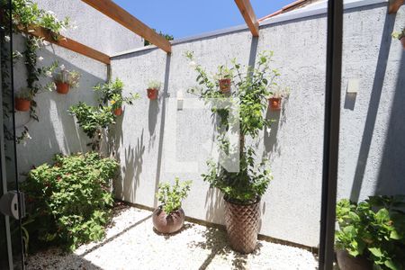 Casa à venda com 112m², 3 quartos e 2 vagasÁrea externa