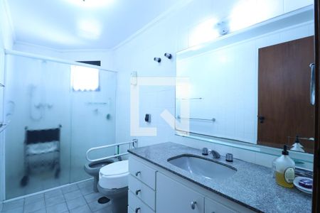 Apartamento à venda com 140m², 3 quartos e 2 vagasBanheiro da Suíte