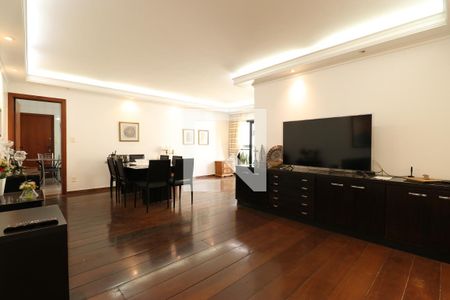 Apartamento à venda com 140m², 3 quartos e 2 vagasSala