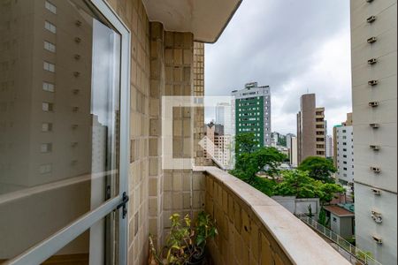 Varanda de apartamento para alugar com 3 quartos, 100m² em Lourdes, Belo Horizonte