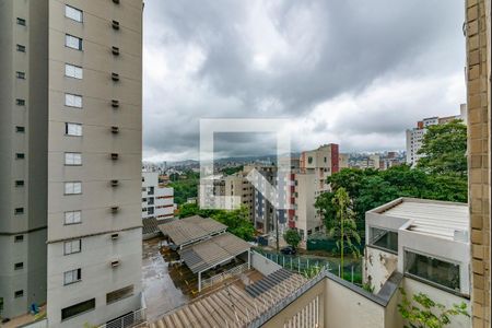 Varanda de apartamento para alugar com 3 quartos, 100m² em Lourdes, Belo Horizonte