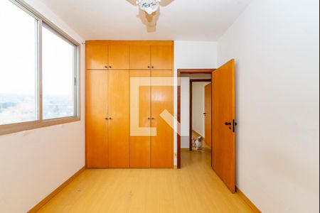 Apartamento para alugar com 100m², 3 quartos e 2 vagas Apartamento para alugar com 100m², 3 quartos e 2 vagasQuarto 2