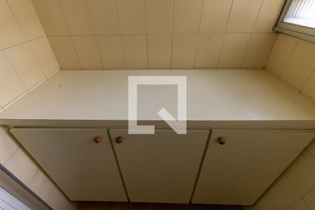 Apartamento para alugar com 67m², 2 quartos e 1 vagaÁrea de Serviço