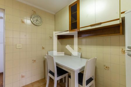 Apartamento para alugar com 67m², 2 quartos e 1 vagaCozinha