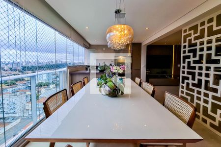 Apartamento à venda com 124m², 3 quartos e 2 vagasVaranda