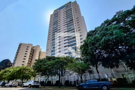 Apartamento à venda com 124m², 3 quartos e 2 vagasFachada