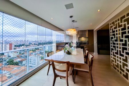 Apartamento à venda com 124m², 3 quartos e 2 vagasVaranda