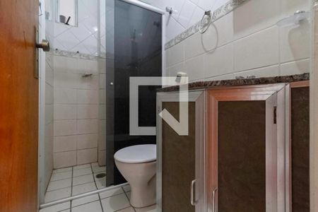 Apartamento à venda com 50m², 2 quartos e 1 vaga Apartamento à venda com 50m², 2 quartos e 1 vagaBanheiro social