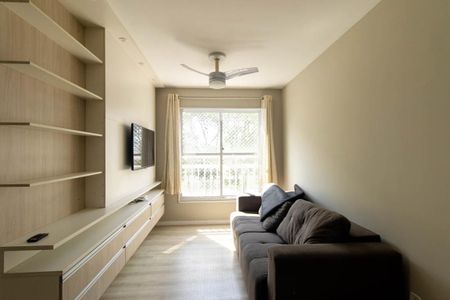 Sala de apartamento para alugar com 3 quartos, 66m² em Pinheirinho, Curitiba