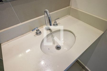 Studio para alugar com 24m², 1 quarto e sem vaga Studio para alugar com 24m², 1 quarto e sem vagaBanheiro
