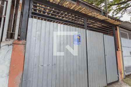 Casa à venda com 120m², 2 quartos e 1 vagaFachada