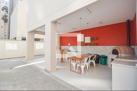 Apartamento para alugar com 38m², 2 quartos e sem vagaÁrea comum - Churrasqueira