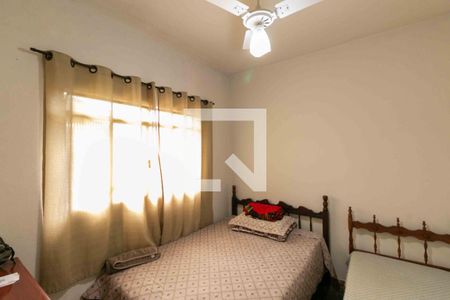 Casa à venda com 720m², 3 quartos e 5 vagas Casa à venda com 720m², 3 quartos e 5 vagasQuarto 3