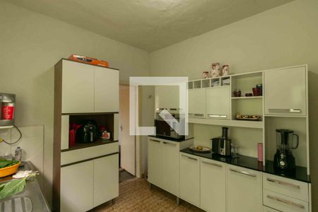 Casa à venda com 720m², 3 quartos e 5 vagas Casa à venda com 720m², 3 quartos e 5 vagasCozinha