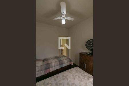 Casa à venda com 720m², 3 quartos e 5 vagas Casa à venda com 720m², 3 quartos e 5 vagasQuarto 2