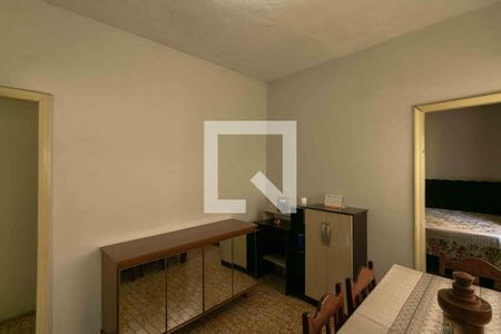 Casa à venda com 720m², 3 quartos e 5 vagas Casa à venda com 720m², 3 quartos e 5 vagasCopa