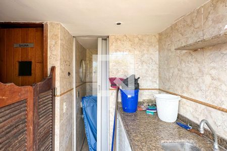 Apartamento à venda com 280m², 4 quartos e 4 vagas Apartamento à venda com 280m², 4 quartos e 4 vagasÁrea Externa - Cozinha