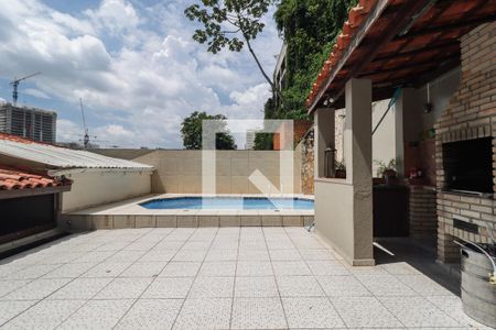 Casa à venda com 350m², 5 quartos e 4 vagasÁrea externa